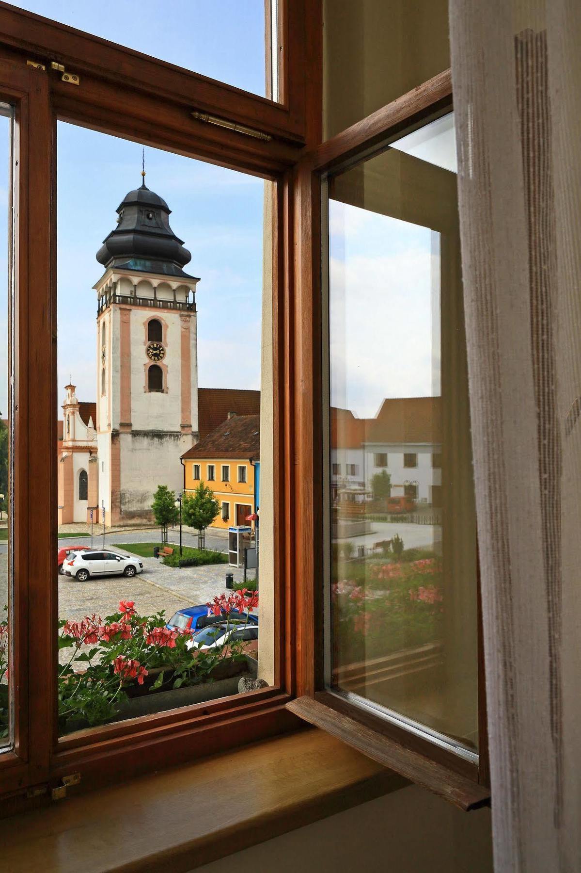 Hotel Panska Bechyne Exterior photo